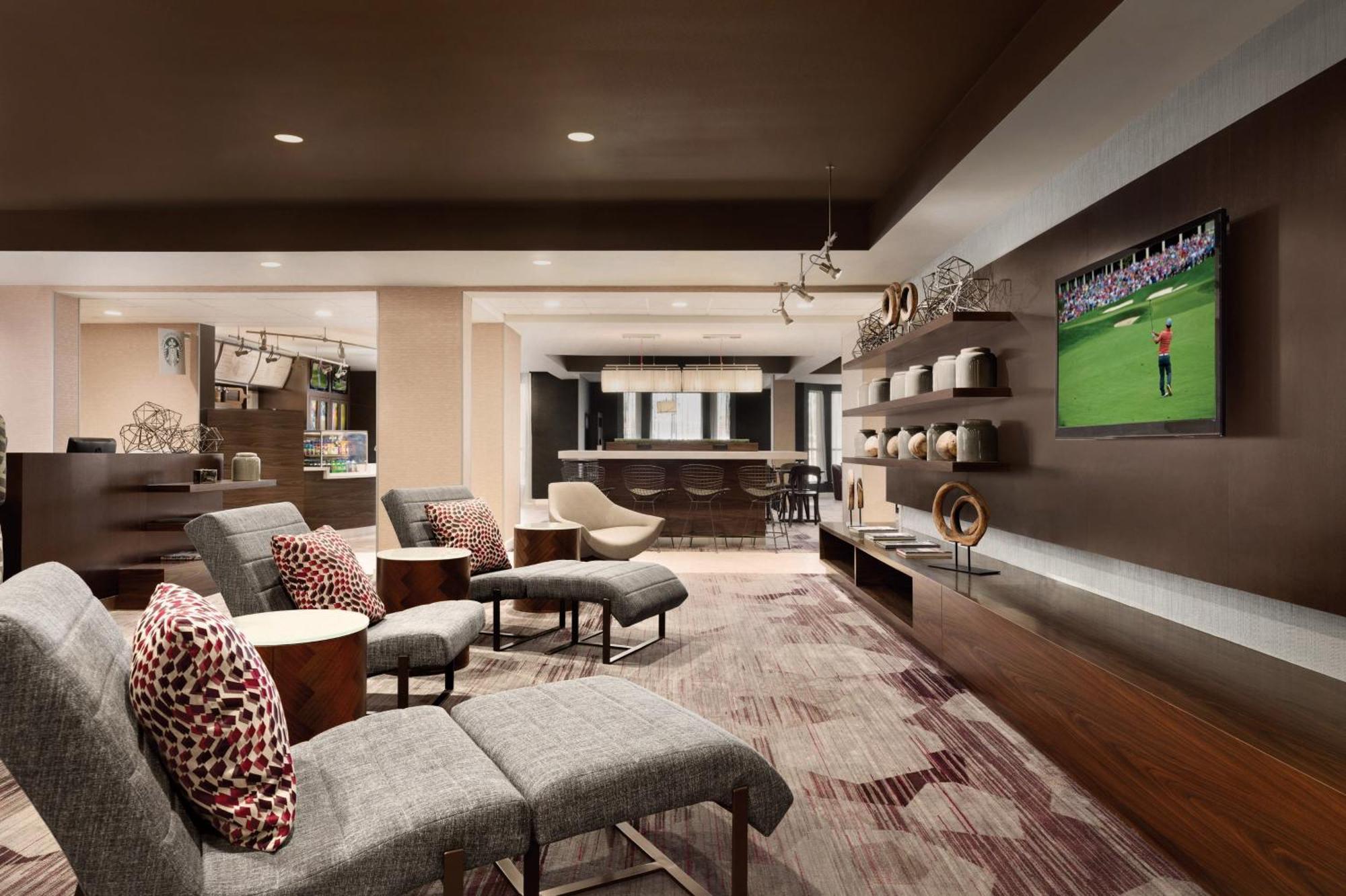 Courtyard By Marriott Topeka Ngoại thất bức ảnh