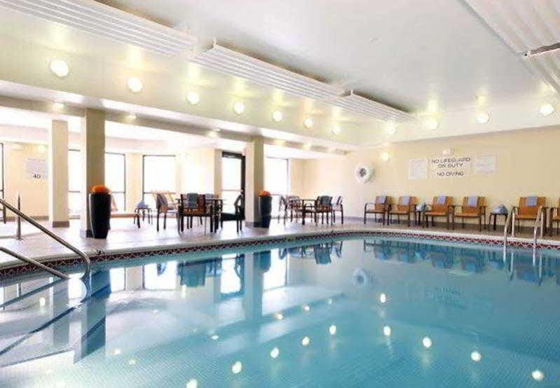 Courtyard By Marriott Topeka Ngoại thất bức ảnh