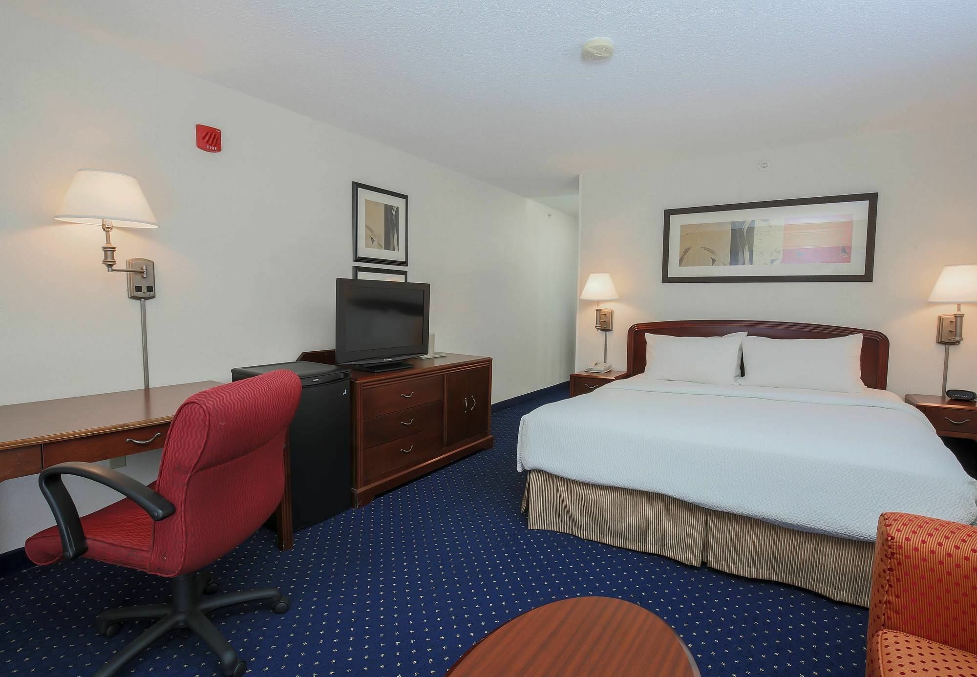 Courtyard By Marriott Topeka Ngoại thất bức ảnh