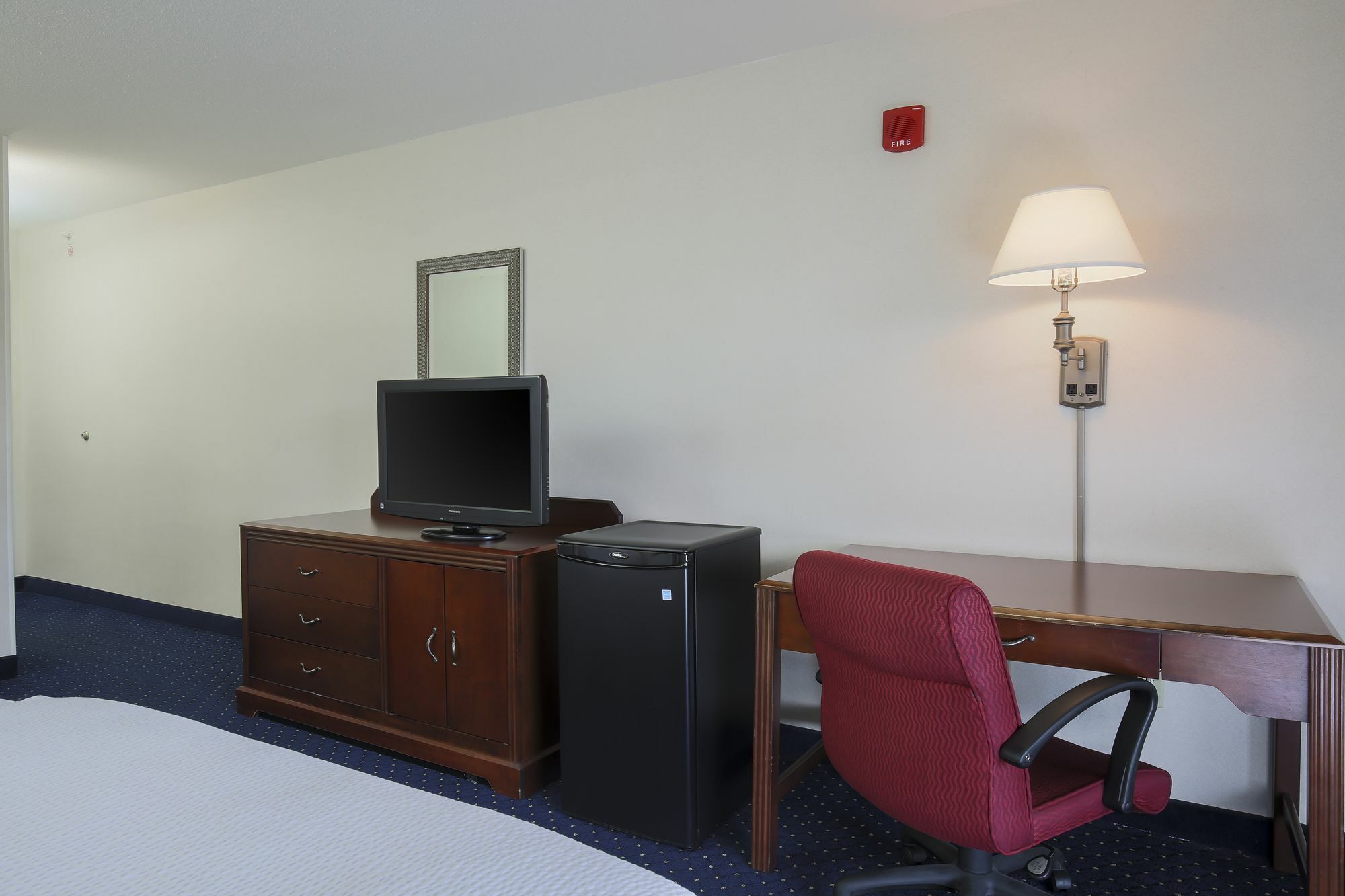 Courtyard By Marriott Topeka Ngoại thất bức ảnh